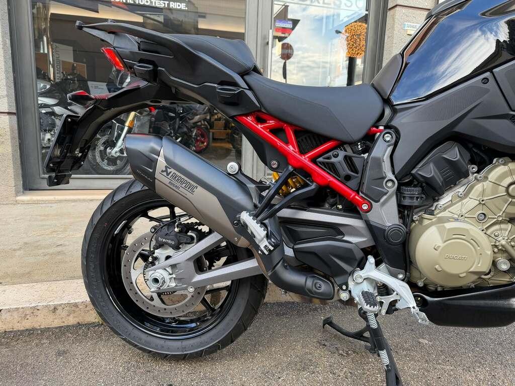 MULTISTRADA V4