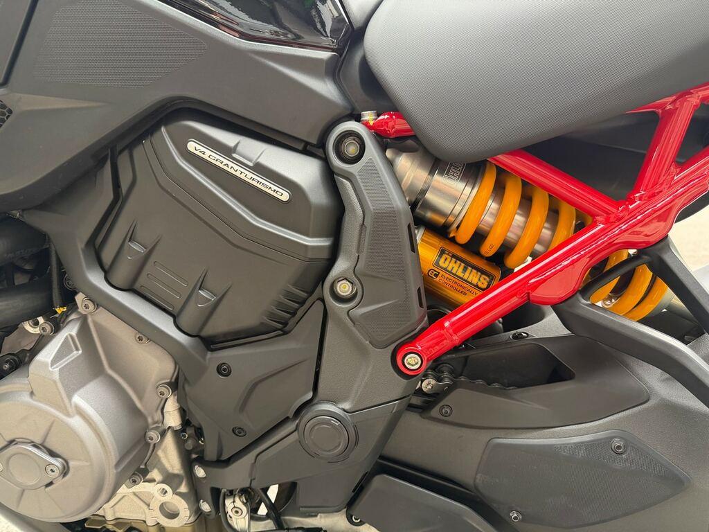 MULTISTRADA V4