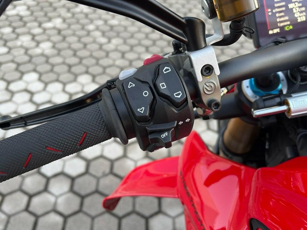 STREETFIGHTER V4 1100