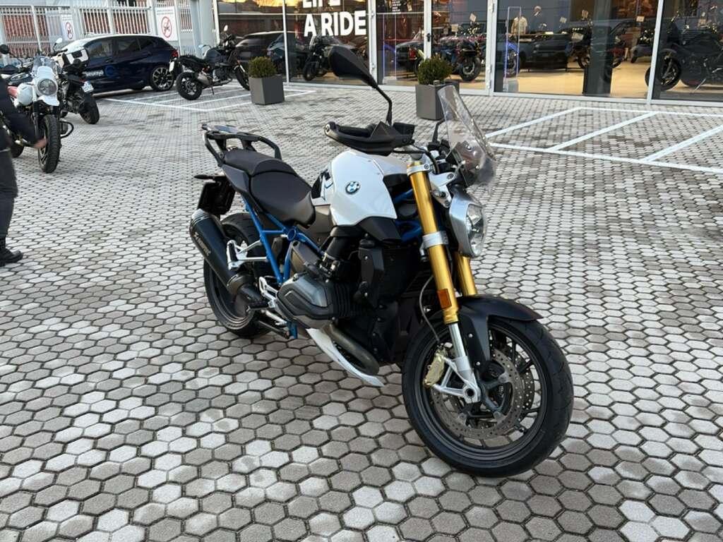 R 1200 R