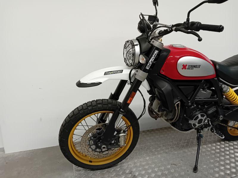 SCRAMBLER 800