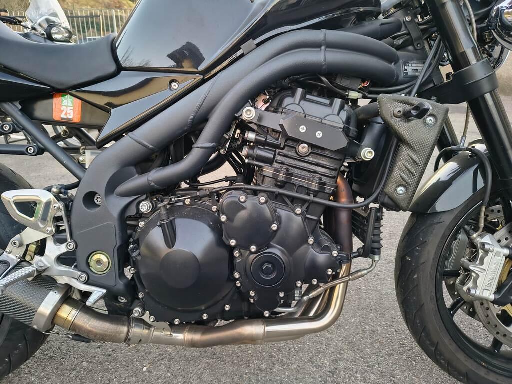 SPEED TRIPLE 1050