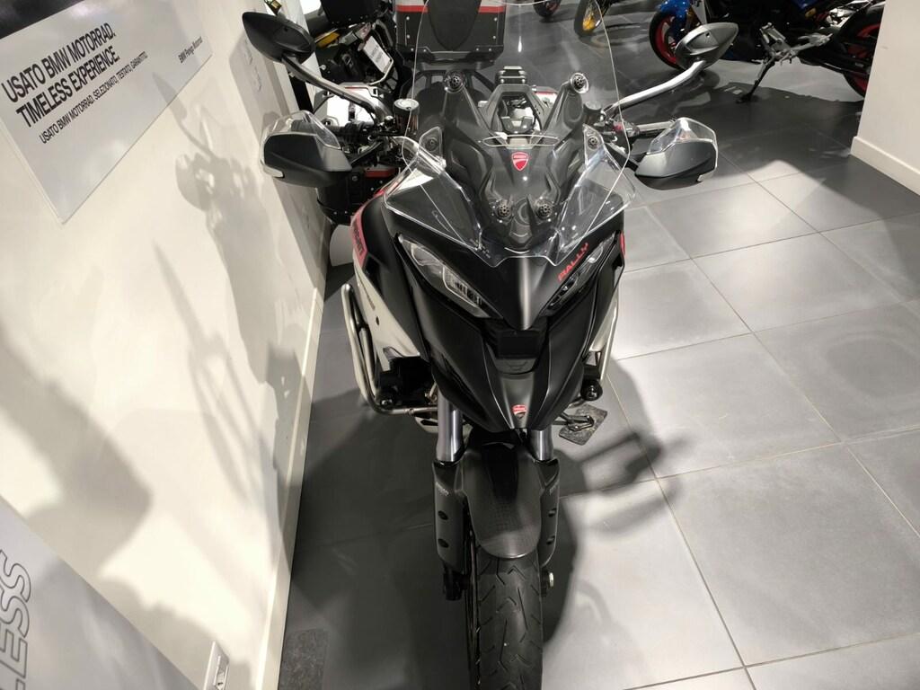 MULTISTRADA V4