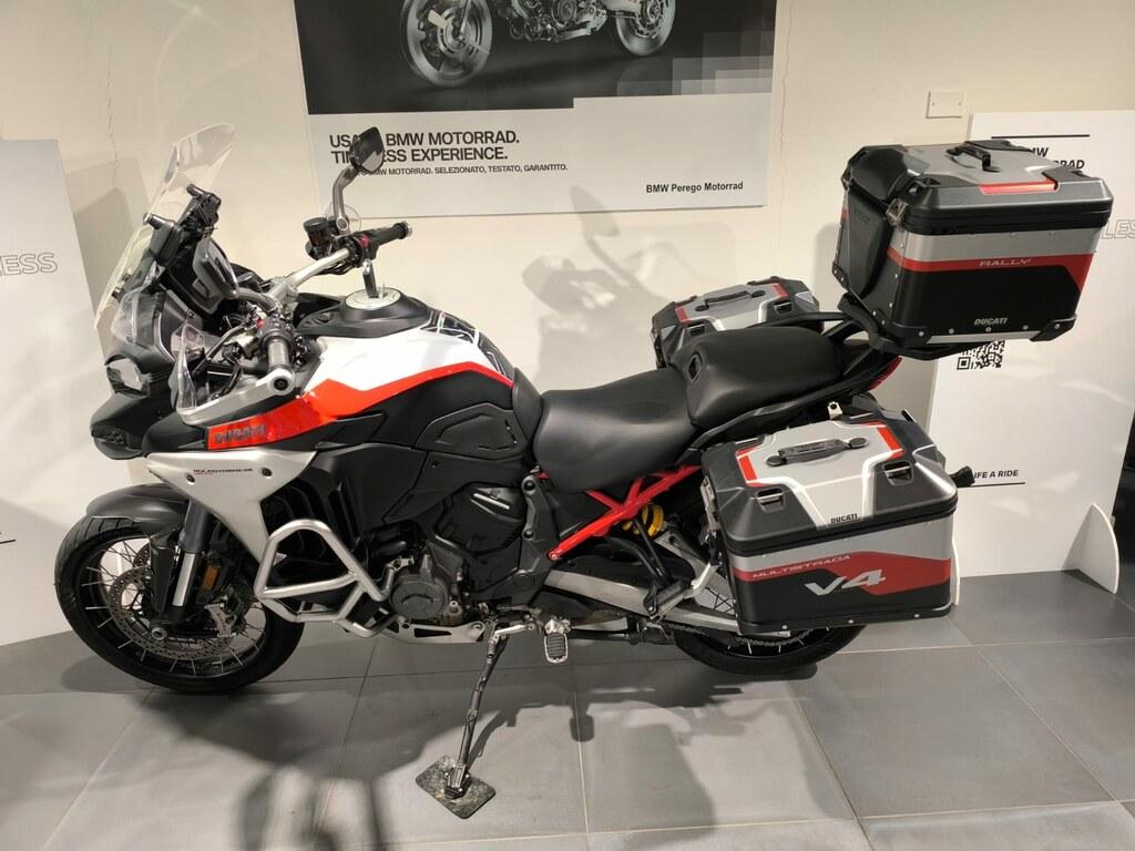 MULTISTRADA V4