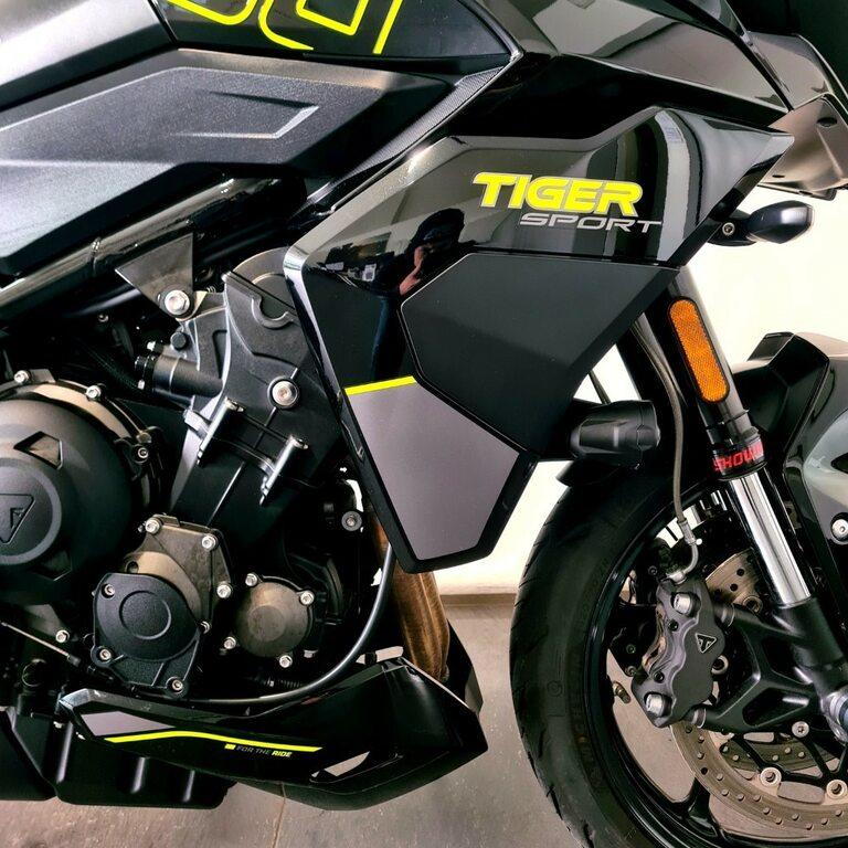 TIGER 800