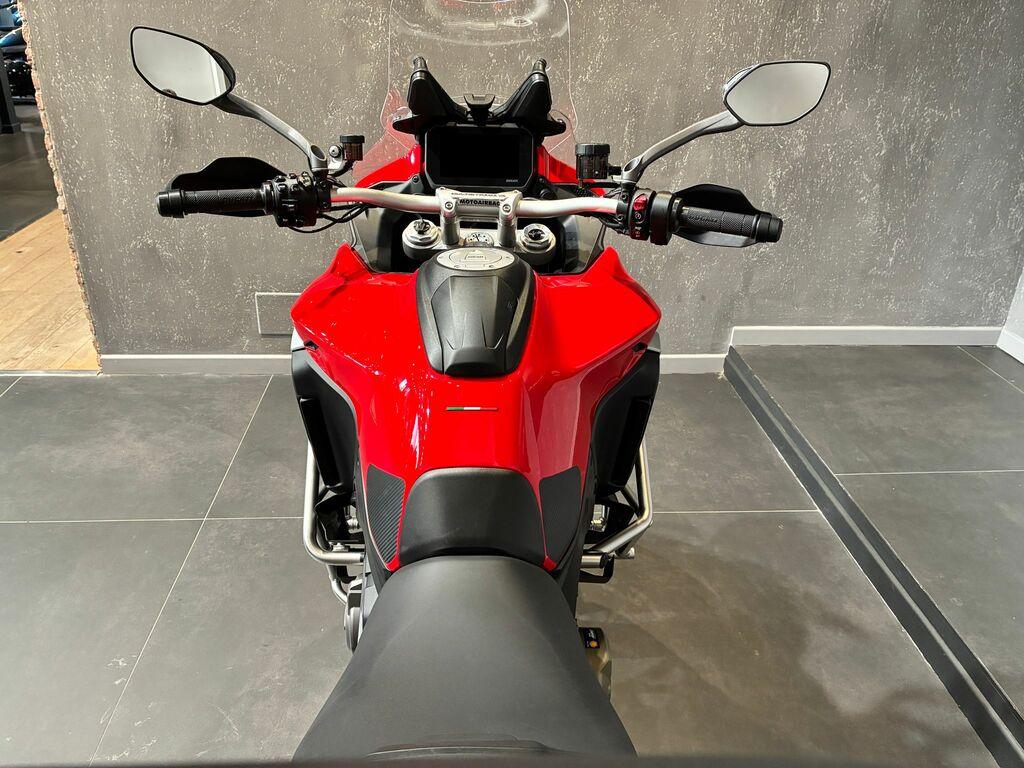 MULTISTRADA V4