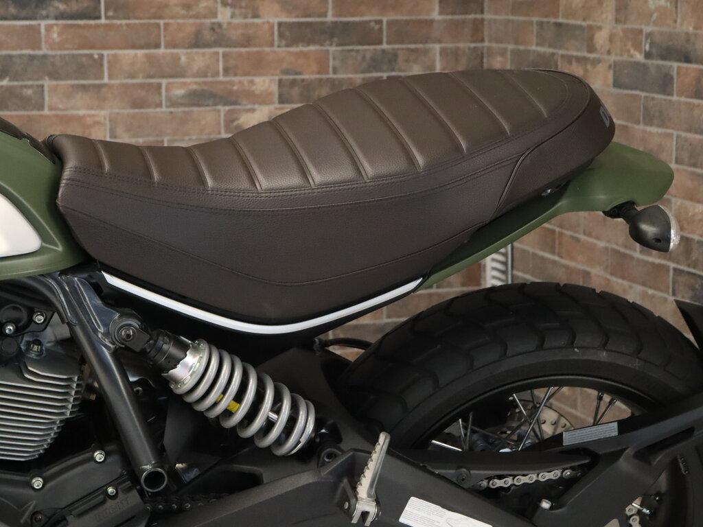 SCRAMBLER 800