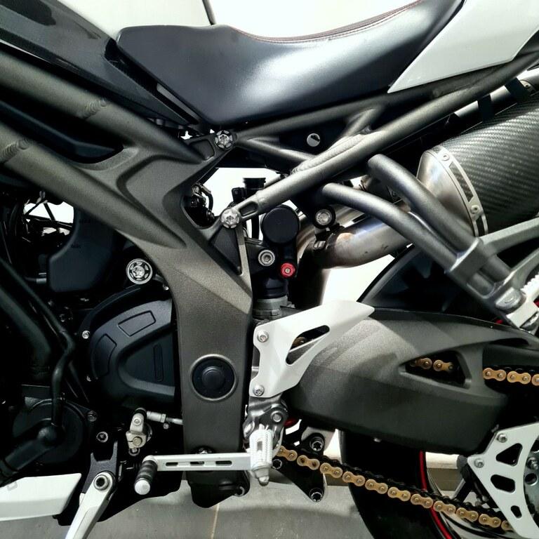SPEED TRIPLE 1050