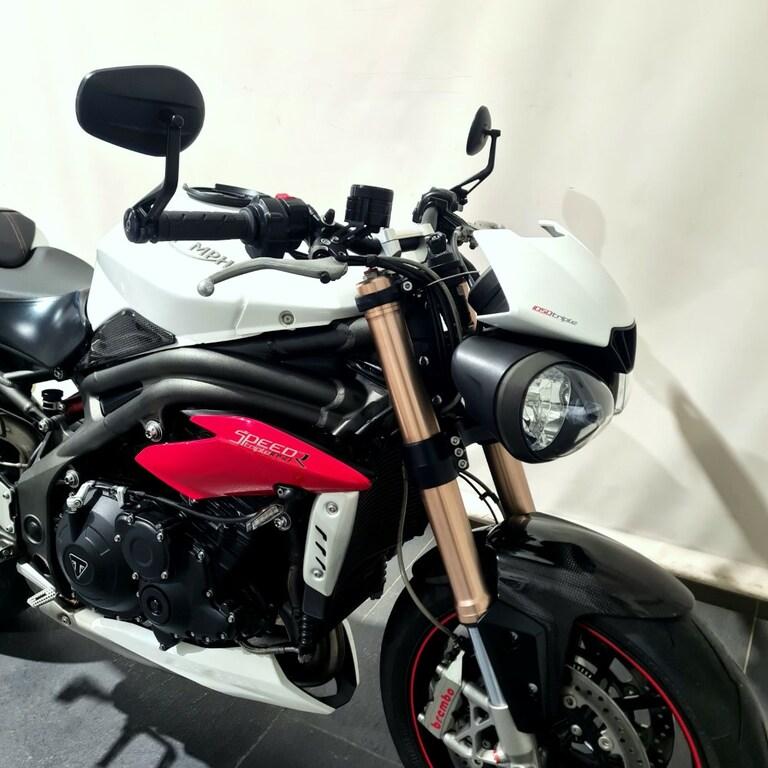 SPEED TRIPLE 1050