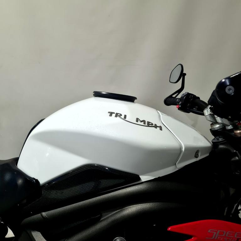 SPEED TRIPLE 1050