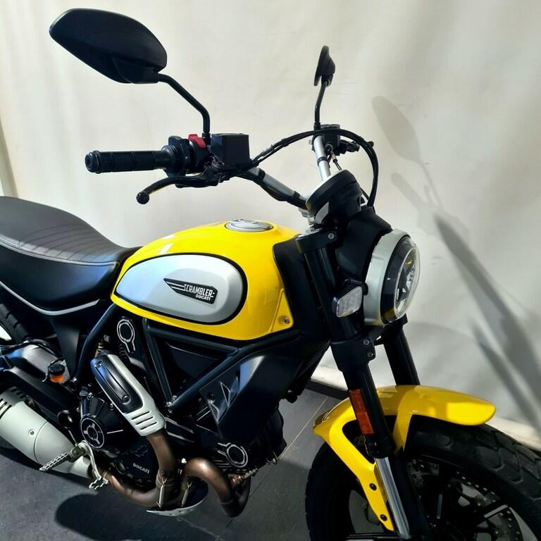 SCRAMBLER 800