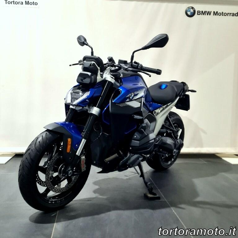 R 1300 R