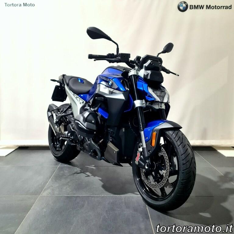 R 1300 R