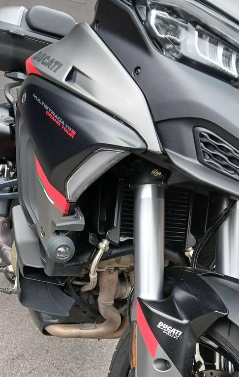MULTISTRADA V4