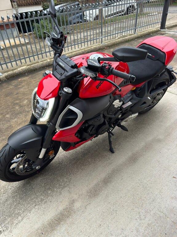 DIAVEL V4