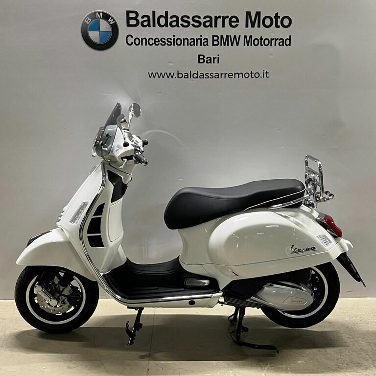 VESPA GTS 300