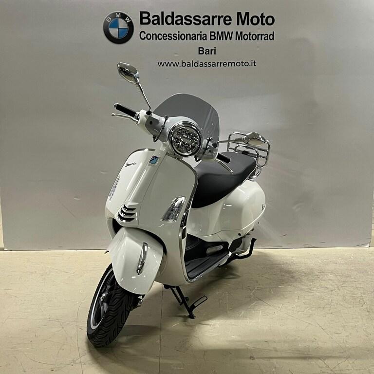 VESPA GTS 300