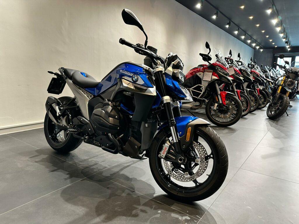R 1300 R