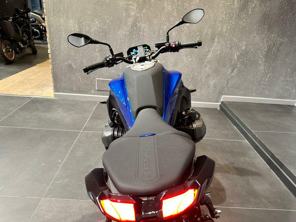 R 1300 R