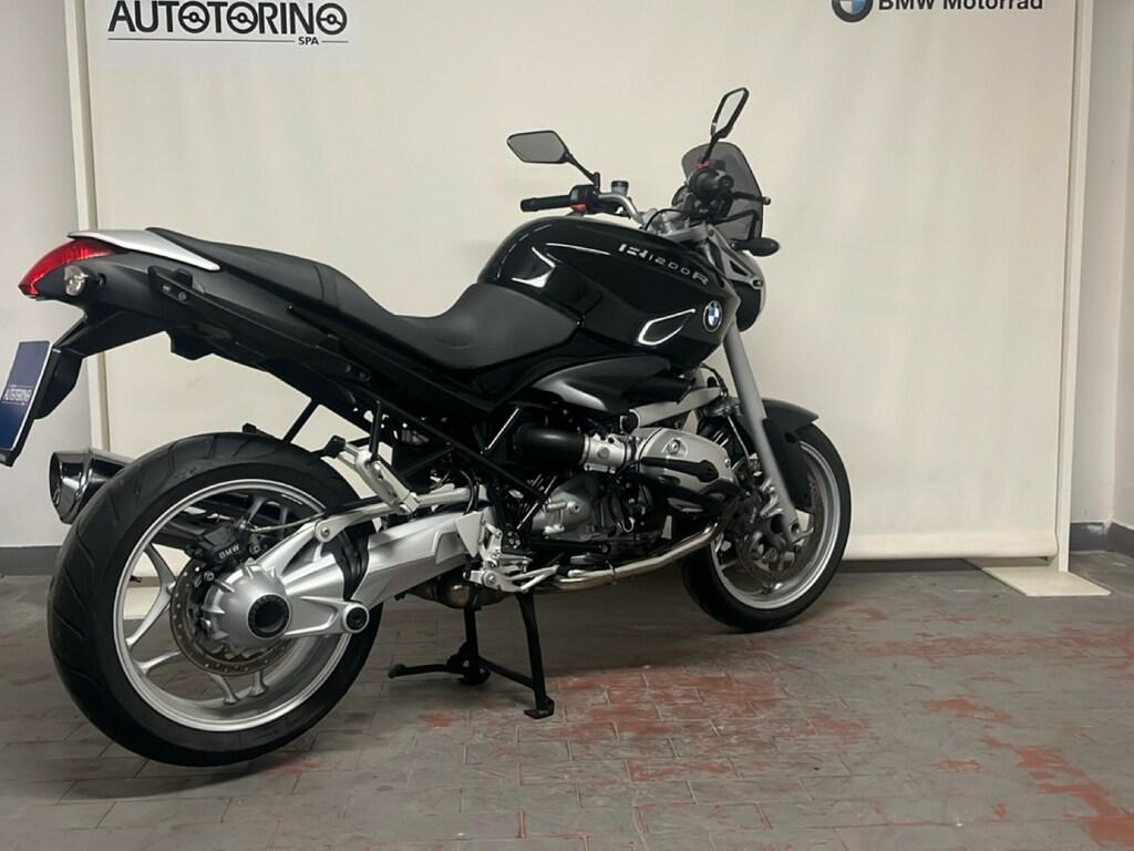 R 1200 R