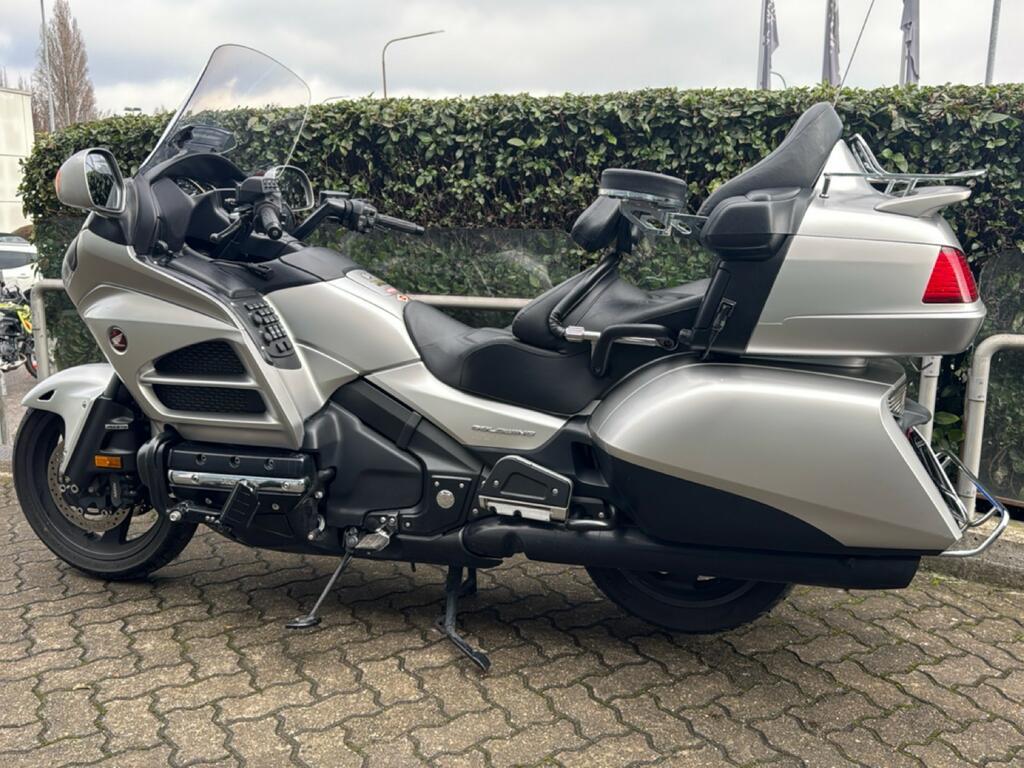 GOLD WING GL 1800