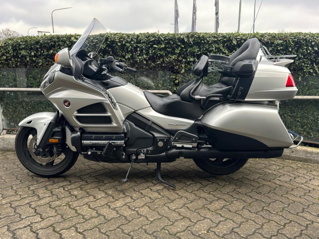 GOLD WING GL 1800