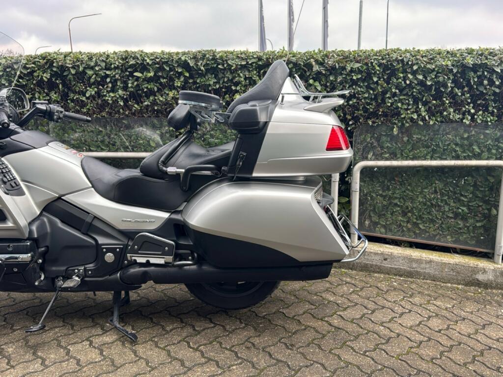 GOLD WING GL 1800