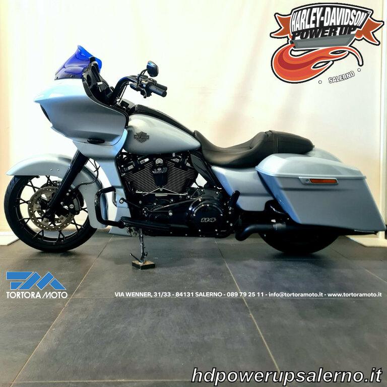 ROAD GLIDE 114 1868