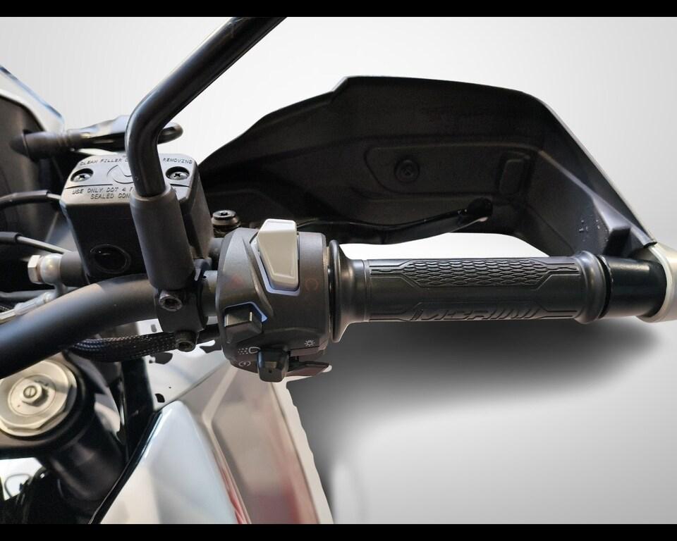 X CAPE 650
