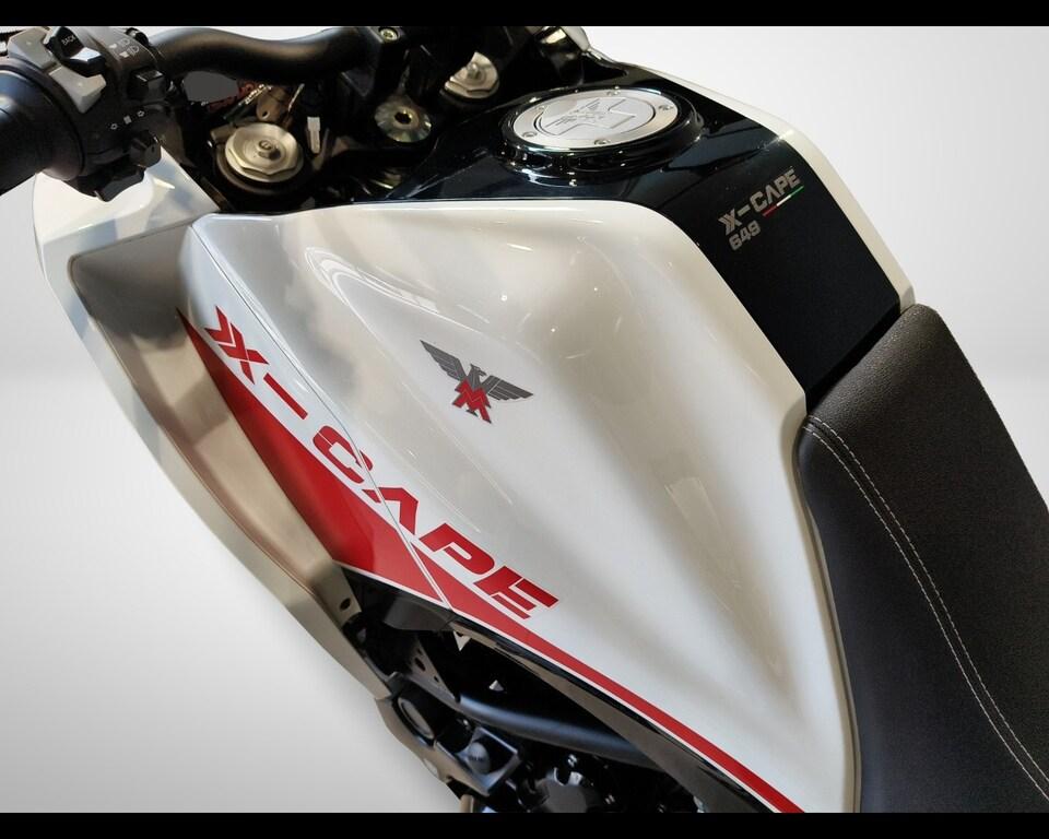 X CAPE 650