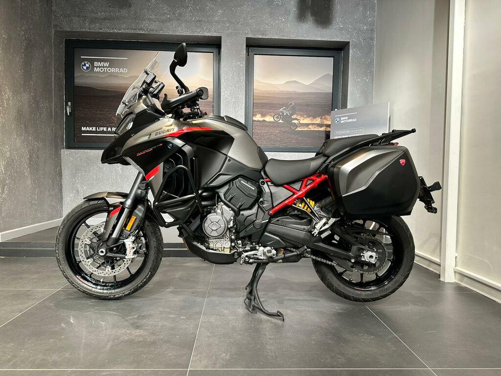 MULTISTRADA V4