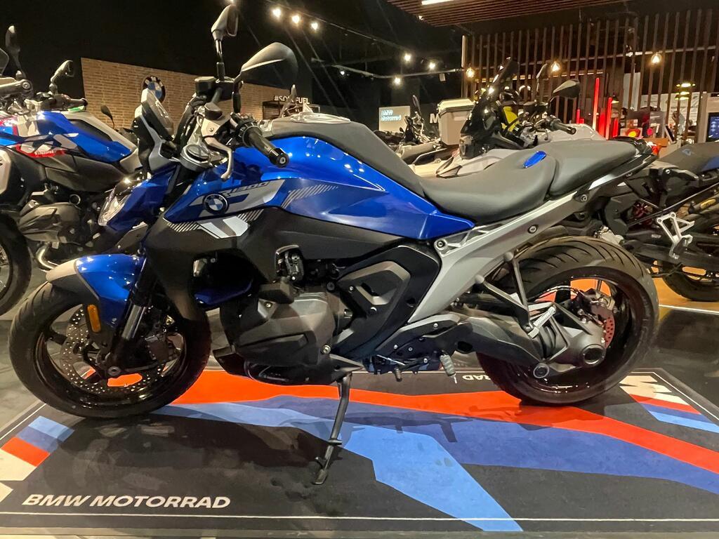 R 1300 R