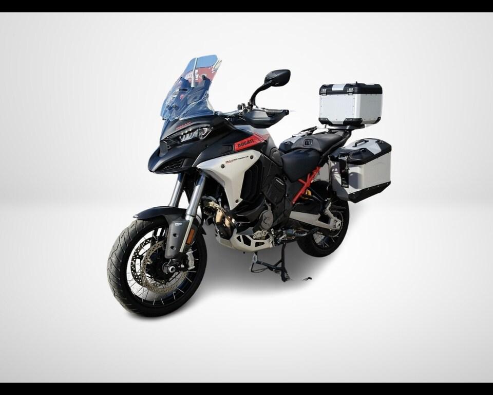 MULTISTRADA V4
