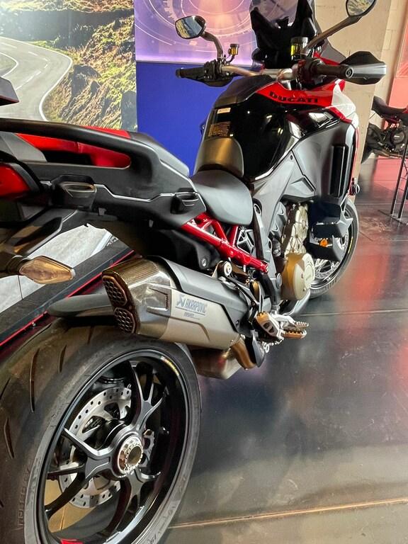 MULTISTRADA V4