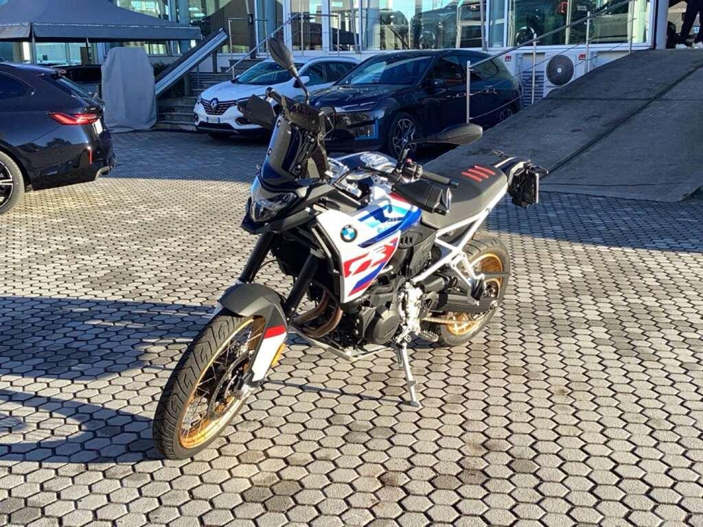 F 900 GS