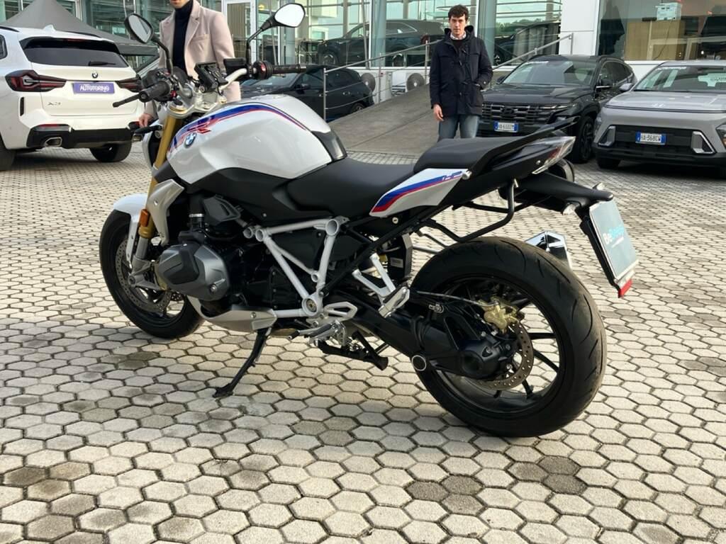 R 1250 R