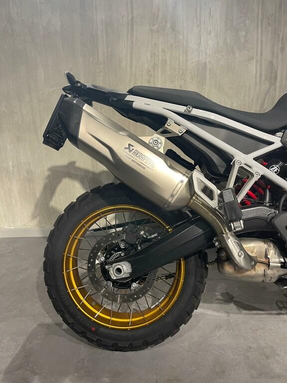 F 900 GS