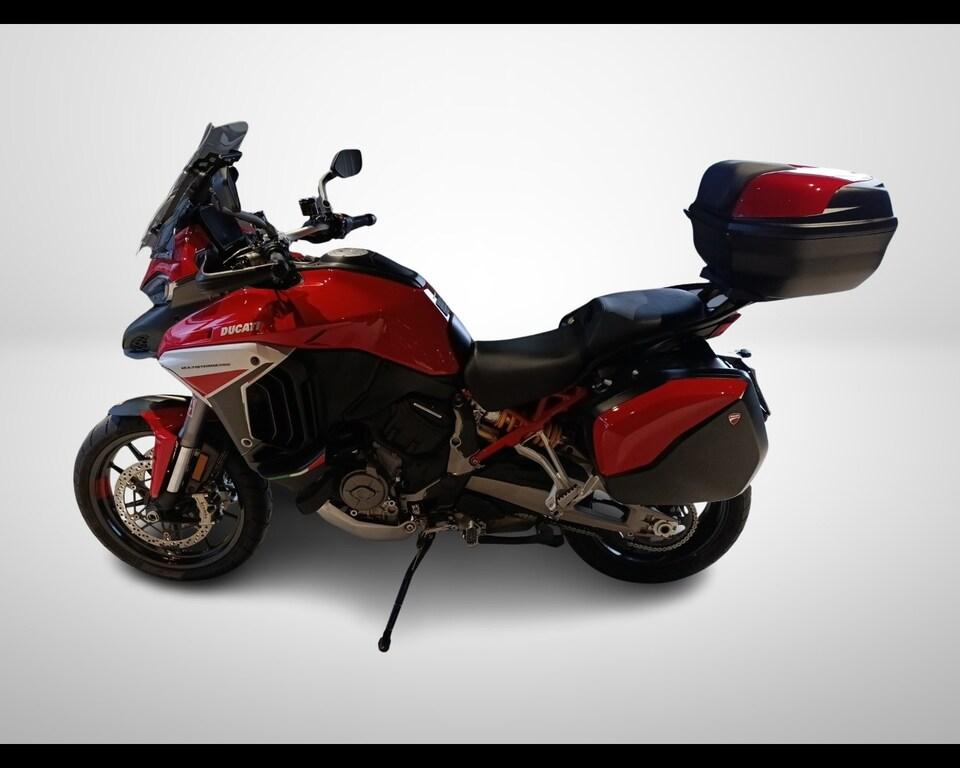 MULTISTRADA V4
