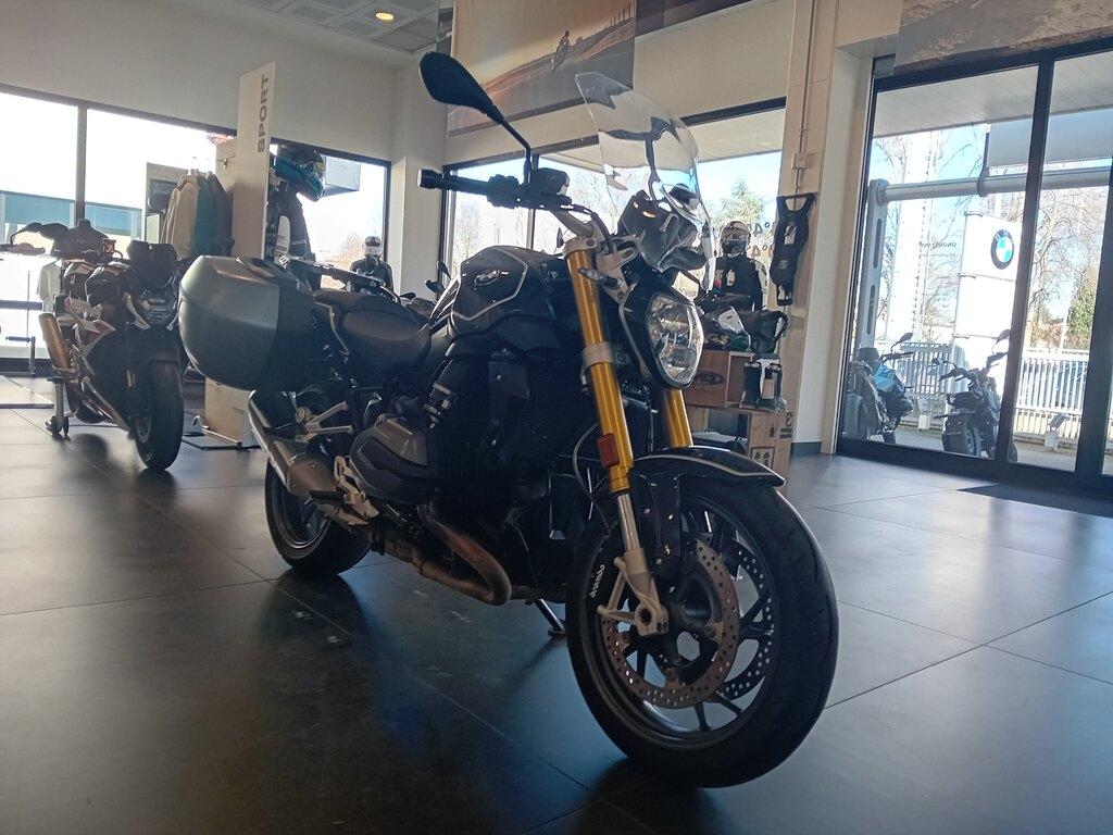 R 1200 R
