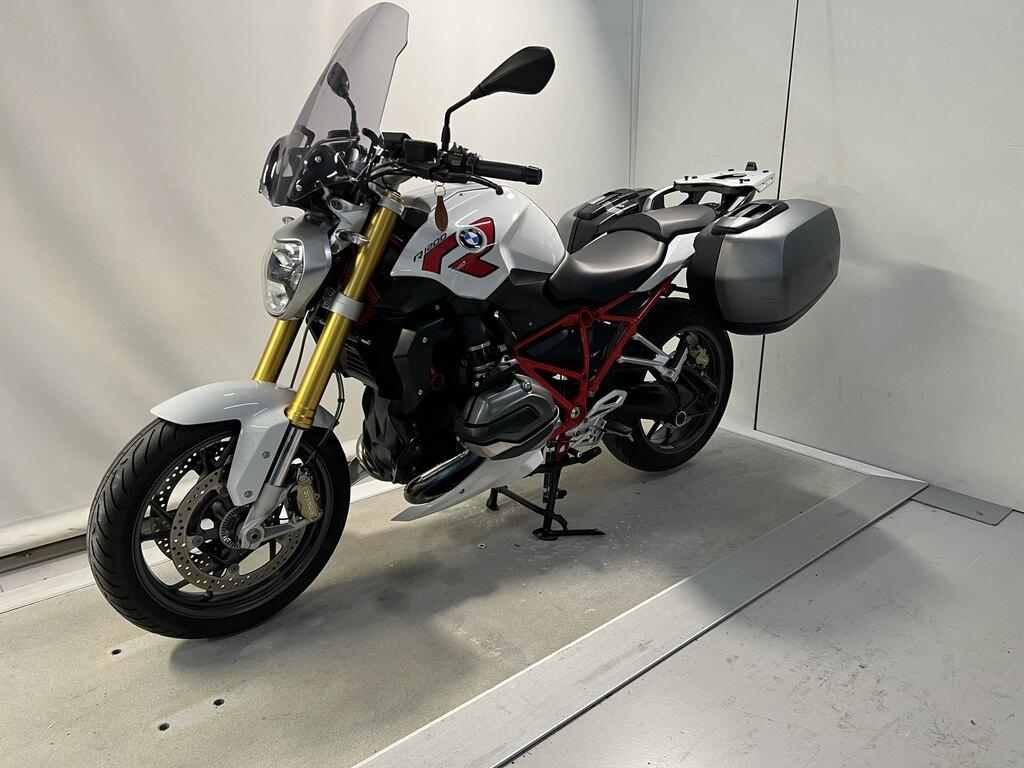 R 1200 R