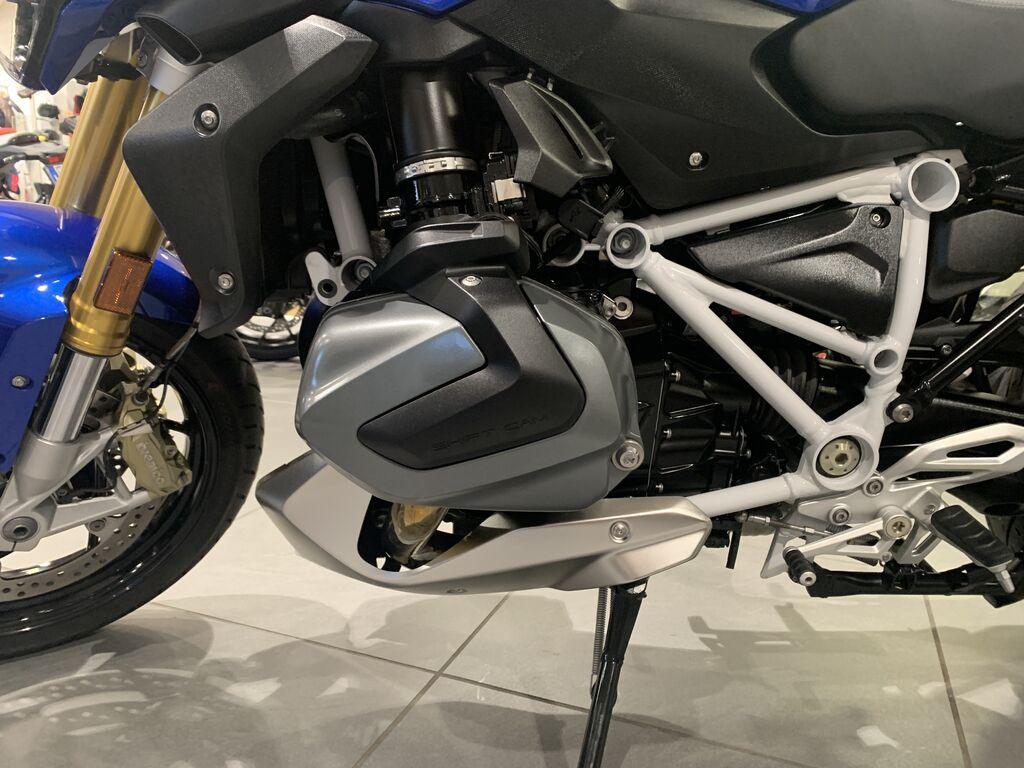R 1250 R