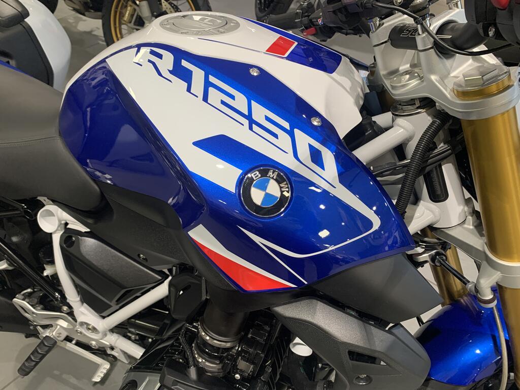 R 1250 R