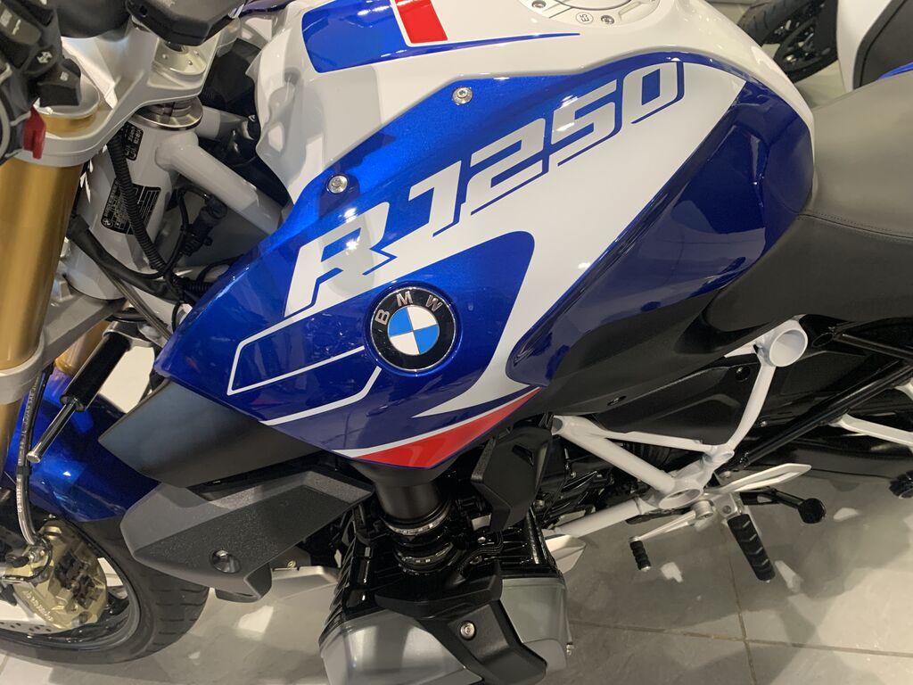 R 1250 R