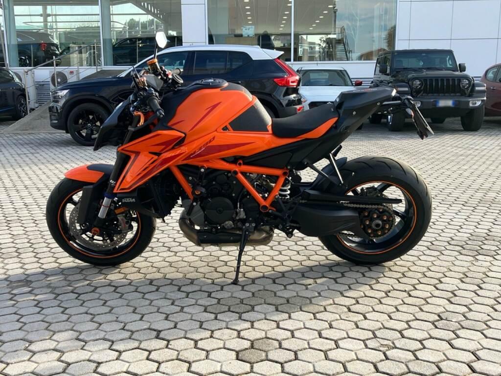 1390 SUPER DUKE