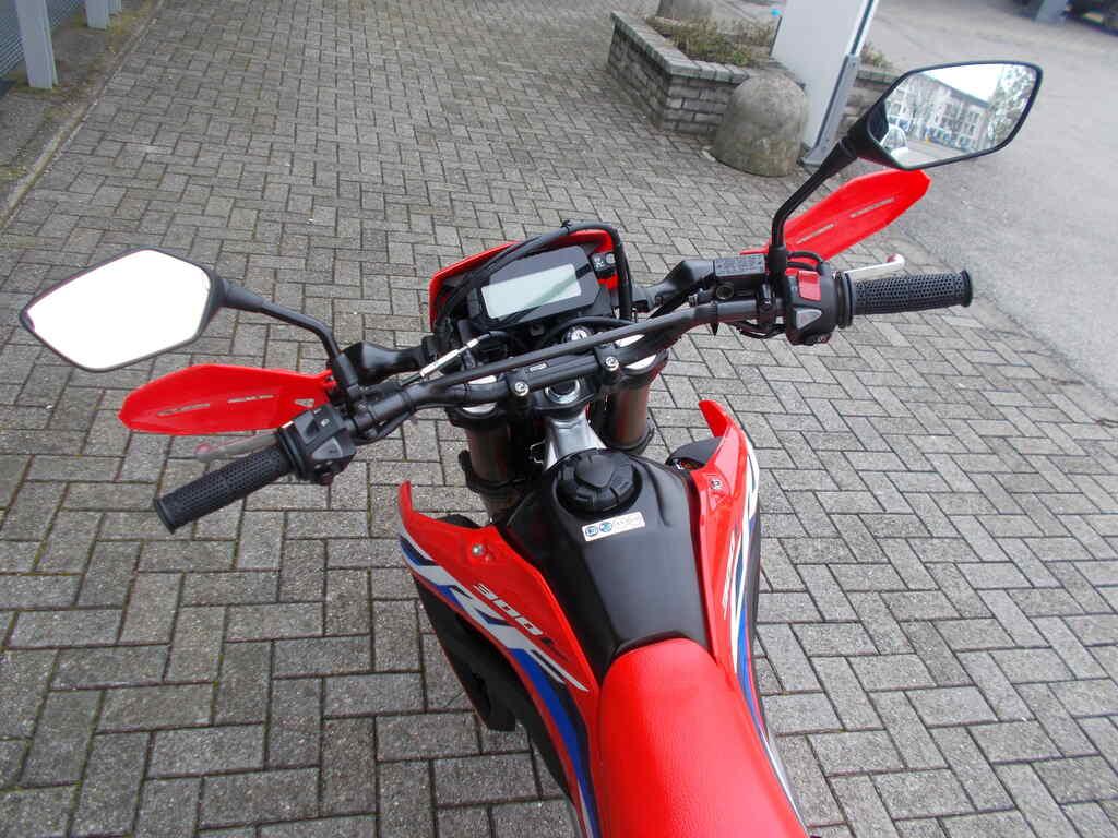 CRF 300