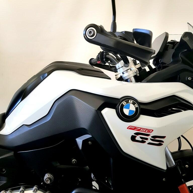 F 750 GS