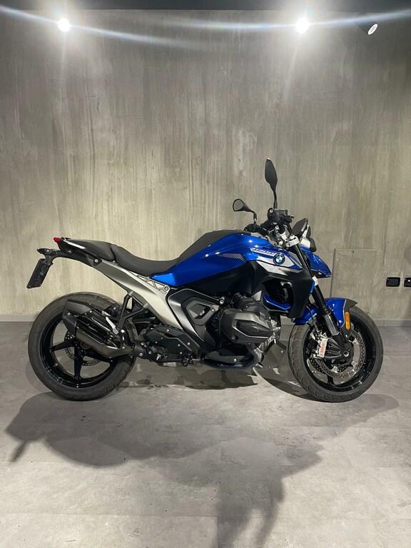 R 1300 R