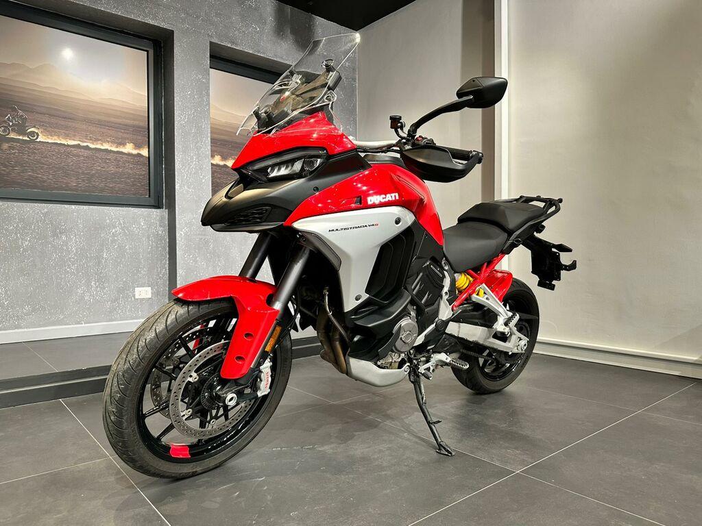 MULTISTRADA V4