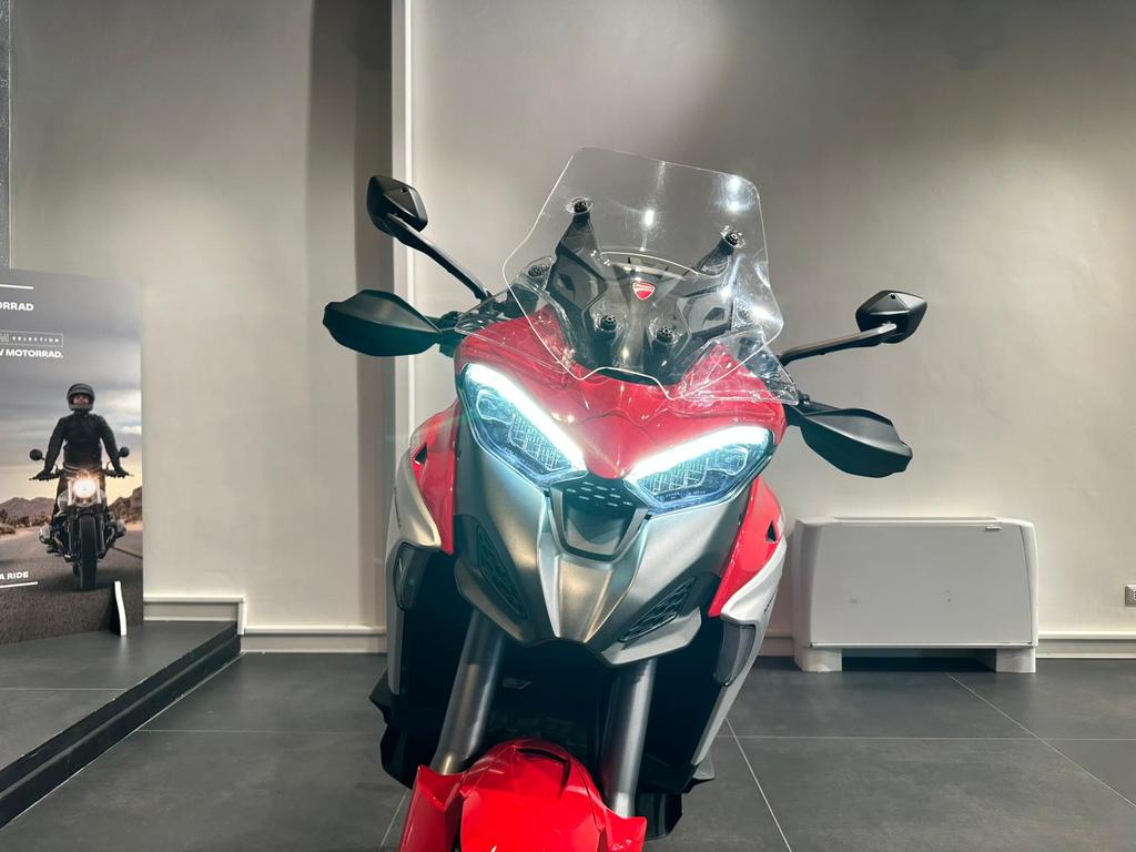 MULTISTRADA V4