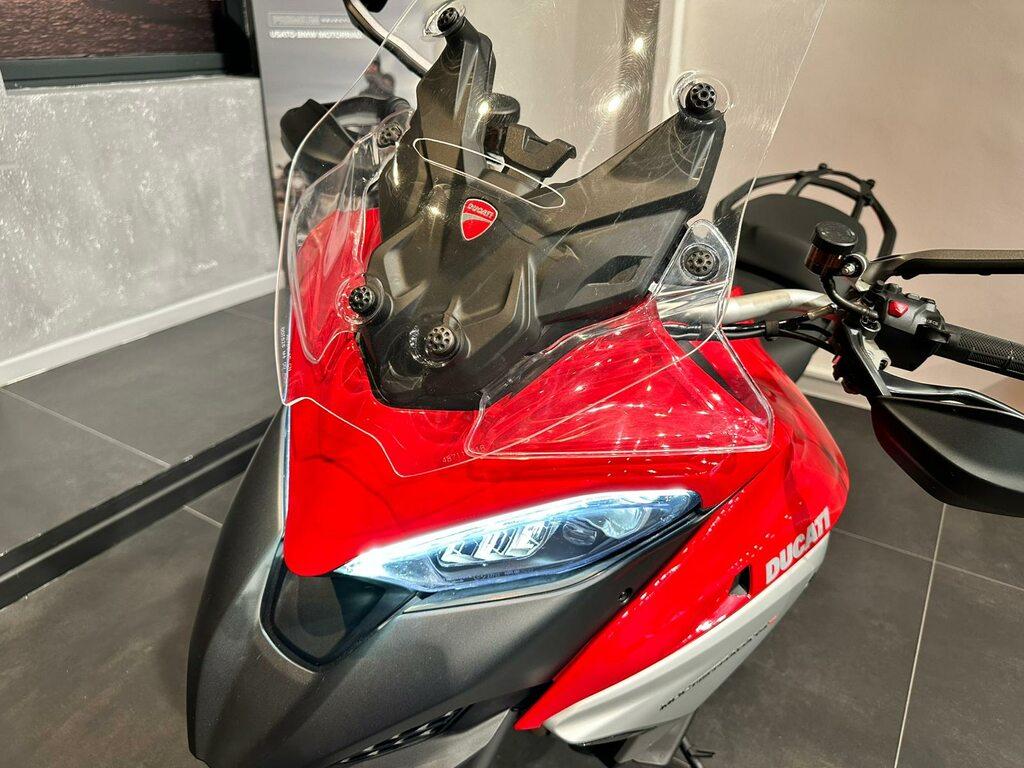 MULTISTRADA V4